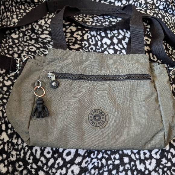 Kipling Elysia Satchel in Green Moss - Picture 2 of 7